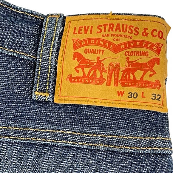 Levis Straight Leg Jeans Mens 30x32 Blue EUC - Picture 6 of 15